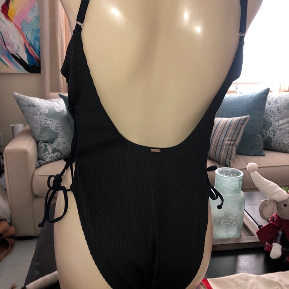 Lace Up One Piece Swimsuit - Picture 5 of 8